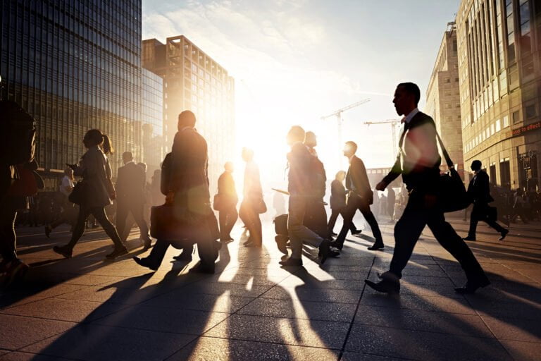 US Job Growth Tops Expectations in May, With 390K Added